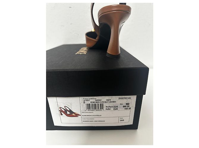 Décolleté Slingback Medusa Nude di Versace D'oro Cammello - vista 9