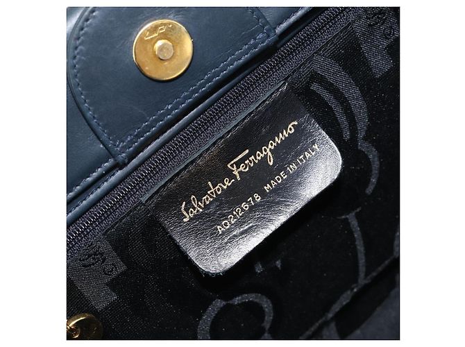 Borsa a mano in pelle Gancini Salvatore Ferragamo 2 in 1 Blu Navy Oro Auth 157237 - vista 17