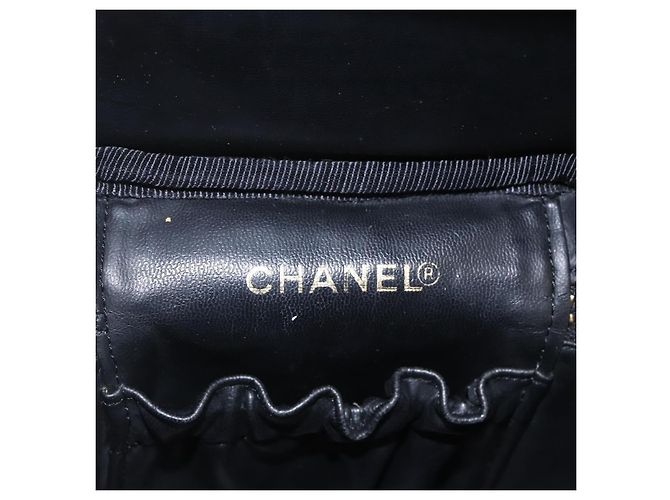Pochette Vanity CHANEL in Pelle Caviar Nera Oro CC Auth bs31913 Nero D'oro - vista 15