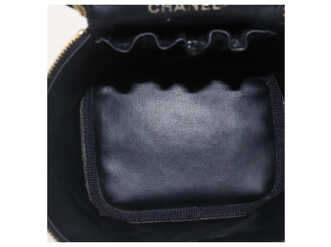Pochette Vanity CHANEL in Pelle Caviar Nera Oro CC Auth bs31913 Nero D'oro - vista 16