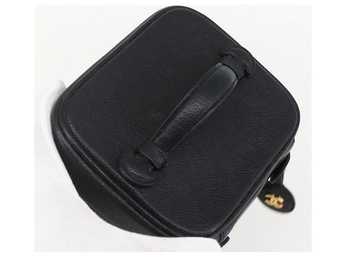 Pochette Vanity CHANEL in Pelle Caviar Nera Oro CC Auth bs31913 Nero D'oro - vista 6