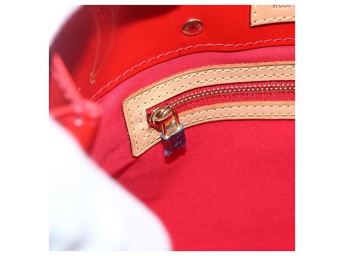 LOUIS VUITTON Monogram Vernis Reade PM Borsa a Mano Rossa M91088 LV Auth 158118 Rosso - vista 17