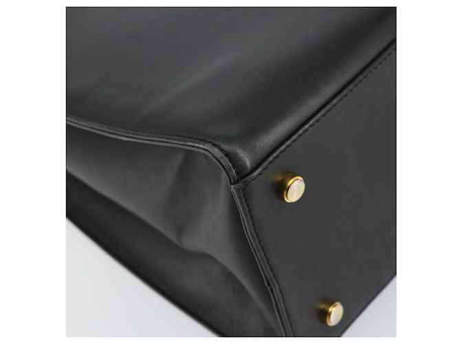 Borsa a Spalla Gancini in Pelle Nera e Oro Salvatore Ferragamo Auth 160687 Nero D'oro - vista 11