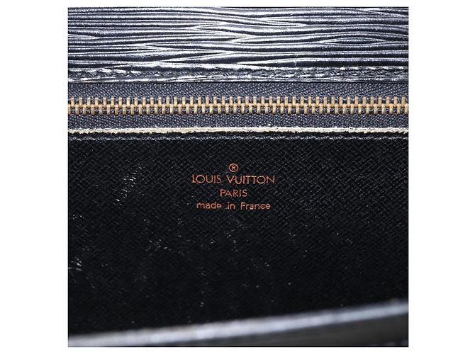 LOUIS VUITTON Epi Serie Dragonne Clutch Bag Nero M52612 LV Auth ti3606 - vista 18