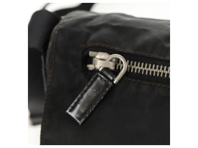 Borsa a Spalla PRADA Nylon Argento Nero Auth 158486 - vista 20