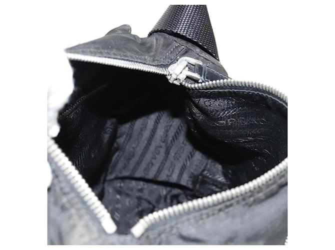 Borsa a Spalla PRADA Nylon Argento Nero Auth 158486 - vista 28
