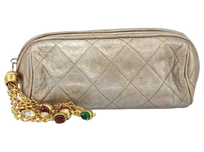 Chanel Pochette Matelassé in Pelle Champagne Oro CC Auth bs32089 D'oro - vista 2