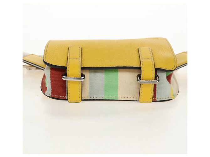 Borsa a vita LOEWE in pelle gialla argento Auth 159022V Giallo - vista 7