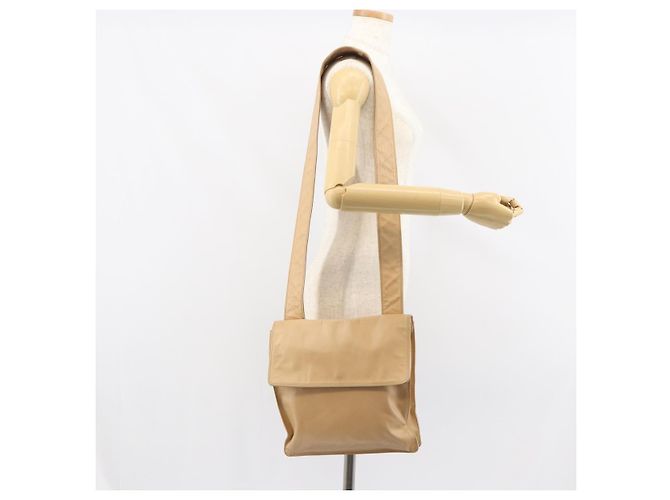 Borsa a Spalla CHANEL in Pelle di Agnello Beige Oro CC Auth BA9196 D'oro - vista 22
