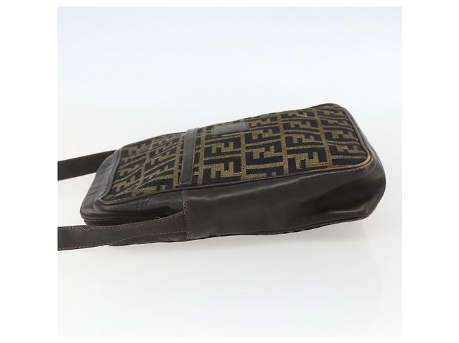 Sac à bandoulière en toile Zucca FENDI noir et marron Auth 158420 - vue 3