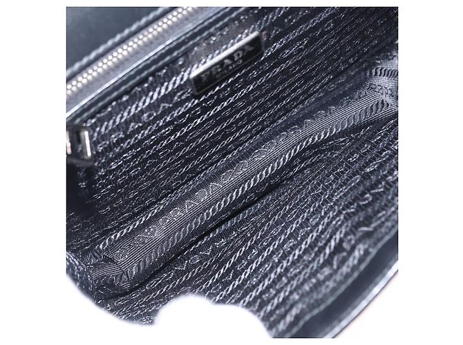 PRADA Schultertasche aus Leder mit Kette Weiß Silber Authentisch bs32042 - Ansicht 11