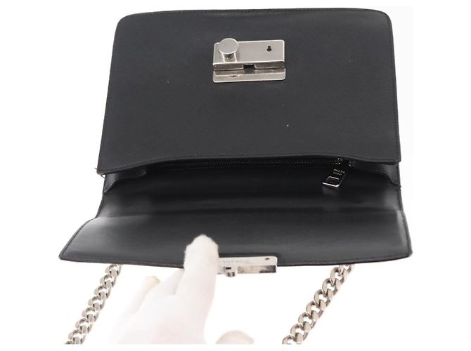 PRADA Schultertasche aus Leder mit Kette Weiß Silber Authentisch bs32042 - Ansicht 20