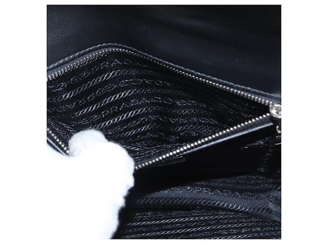 PRADA Schultertasche aus Leder mit Kette Weiß Silber Authentisch bs32042 - Ansicht 25