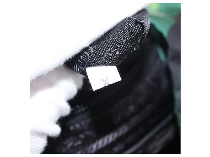 PRADA Rucksack aus Nylon grün silber authentisch 158946V - Ansicht 11