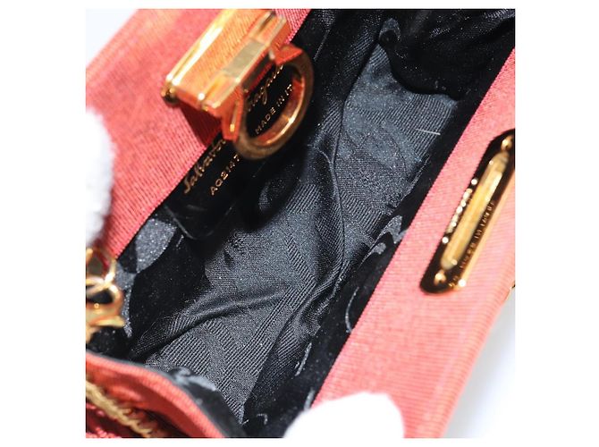 Borsa a spalla con catena Salvatore Ferragamo in nylon rosso e oro Auth 148536 D'oro - vista 17