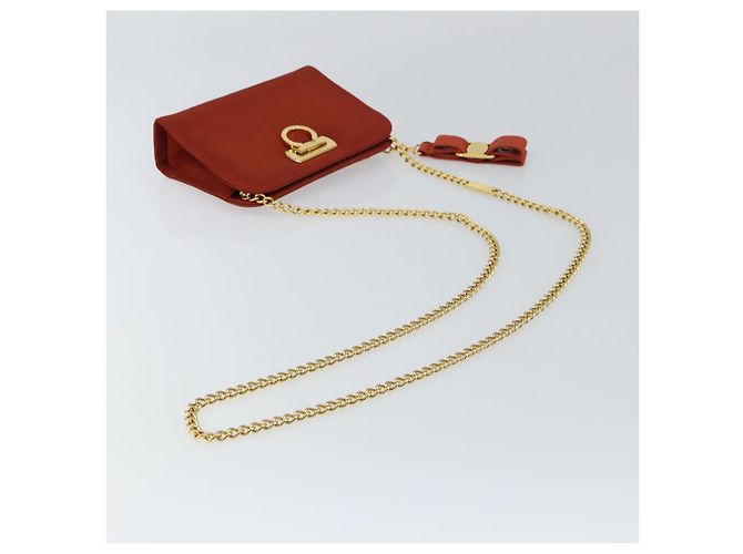 Borsa a spalla con catena Salvatore Ferragamo in nylon rosso e oro Auth 148536 D'oro - vista 7