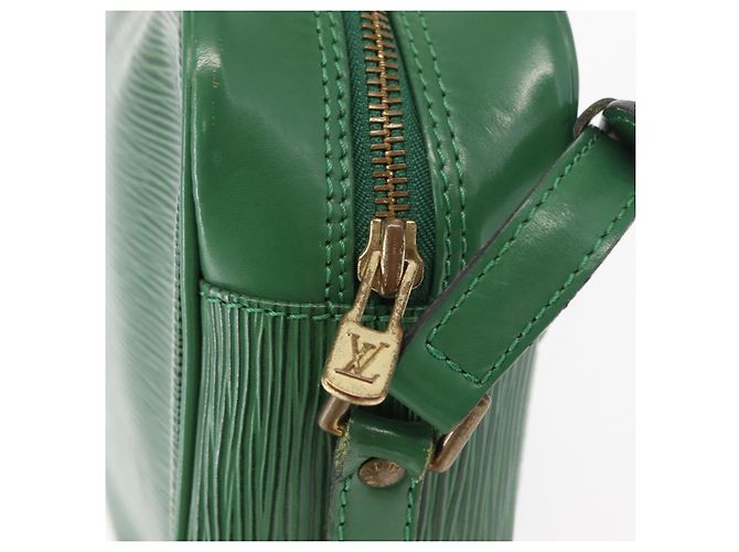 LOUIS VUITTON Borsa a Spalla Epi Trocadero 27 Verde M52314 LV Auth 157852 - vista 18