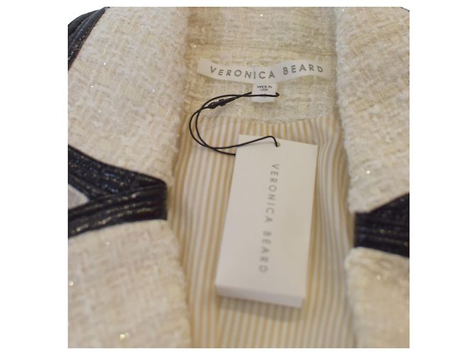 Blazer de bouclé crema Veronica Beard con ribete negro – Hecho en EE. UU., Talla 10 Crudo - vista 2