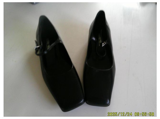 Autre Marque Mocassini Baby Shark in pelle nera 37 Fr Nero - vista 4