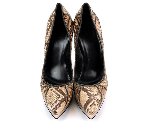 Tacchi Gucci in pelle marrone - vista 3