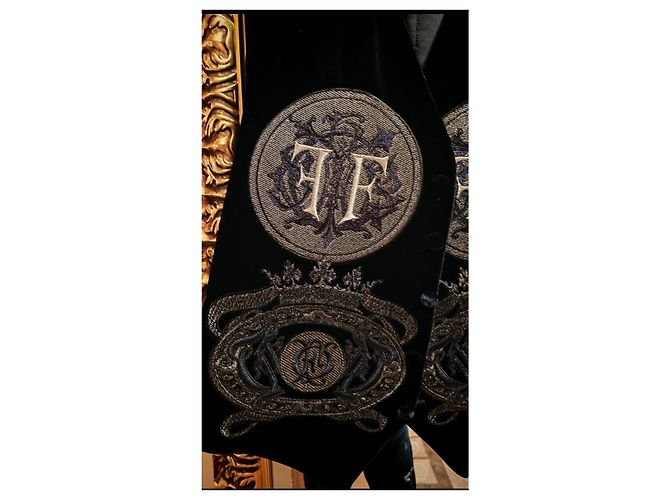 Gianfranco Ferré Weste aus blauem Samt mit Silbermonogramm XL - Ansicht 2