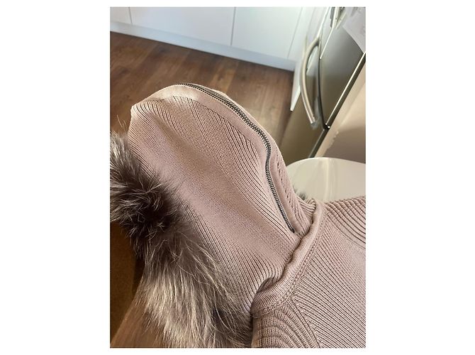 Barbara Bui Strickjacke aus Wolle in Grau mit Silberfuchs - Ansicht 7