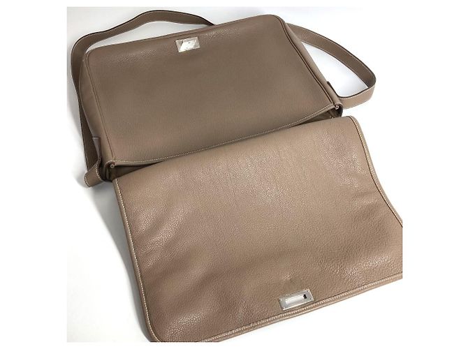 Borsa Messenger con Patta Victoria di Hermès Marrone - vista 13
