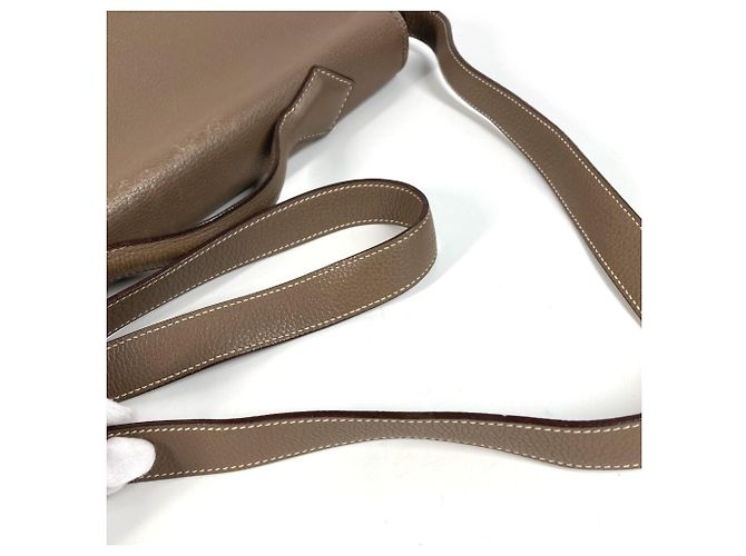 Borsa Messenger con Patta Victoria di Hermès Marrone - vista 9