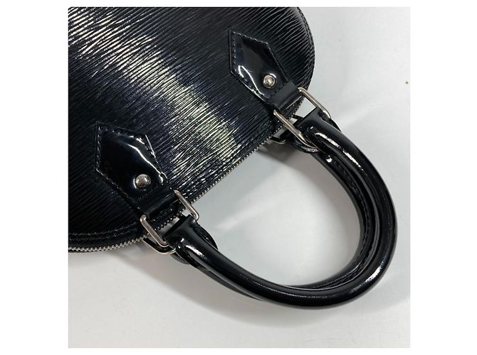 Borsa Alma BB Epi Elettrico Louis Vuitton Nero - vista 10