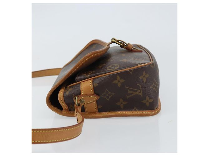 Bolsa Sologne em Canvas Monogram Louis Vuitton Marrom - vista 4