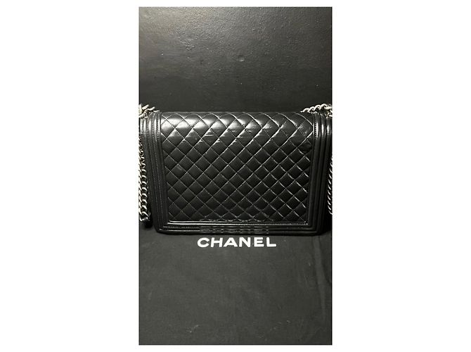 Borsa Chanel Boy in pelle di vitello nera 30 cm Nero - vista 4
