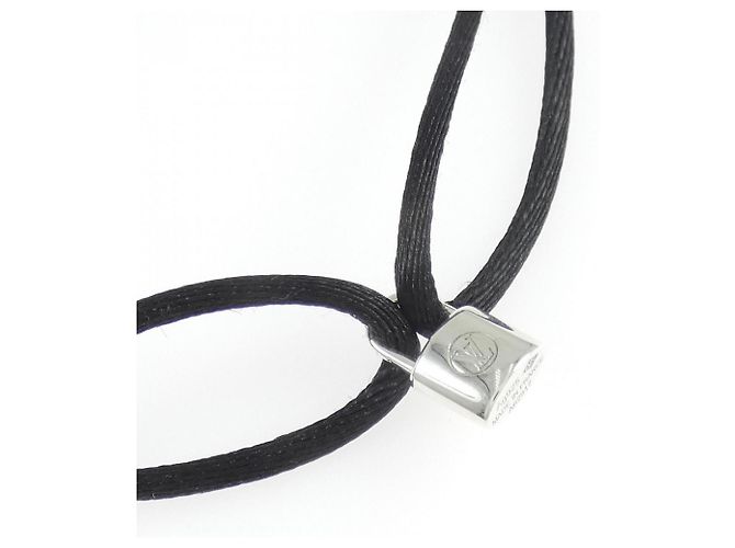 Bracciale Lockit Sophie Turner di Louis Vuitton - vista 2