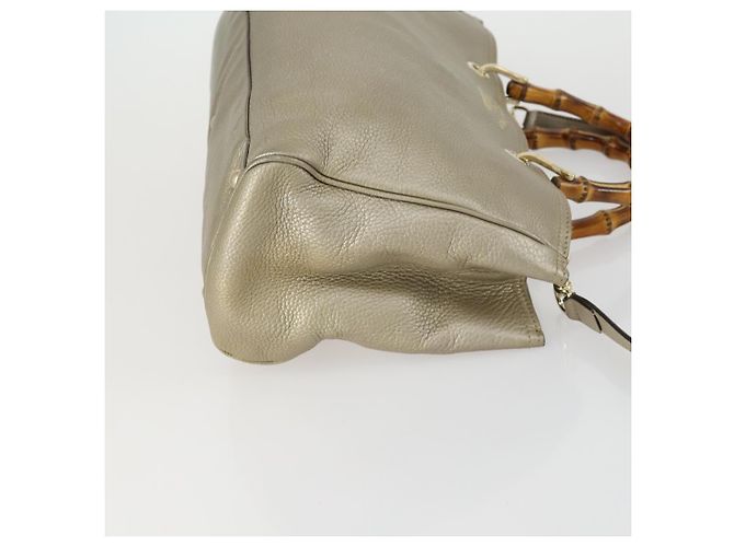 Borsa a mano in pelle Gucci Bamboo 2 in 1 Beige Oro 323660 Auth ka1163 D'oro - vista 4