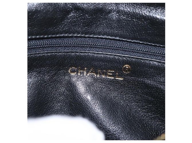CHANEL Gürteltasche Matelassé Lackleder Schwarz Gold CC Auth 158866SAV - Ansicht 15