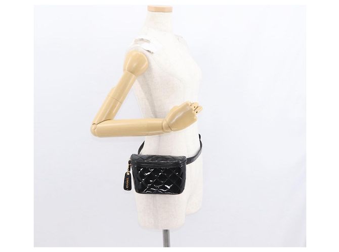 CHANEL Gürteltasche Matelassé Lackleder Schwarz Gold CC Auth 158866SAV - Ansicht 23