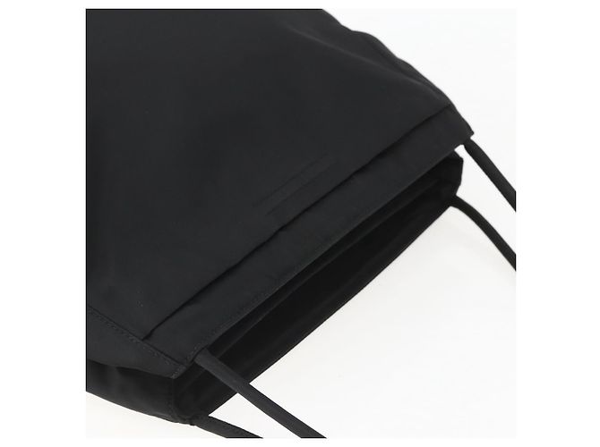 Bolso Tote Prada de Nailon Negro Plata Auth 158382 - vista 6
