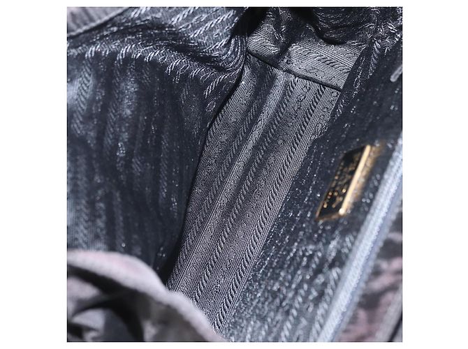 PRADA Borsa a mano in nylon nero dorato Auth 158131 D'oro - vista 11