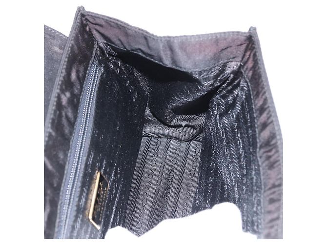 PRADA Borsa a mano in nylon nero dorato Auth 158131 D'oro - vista 20