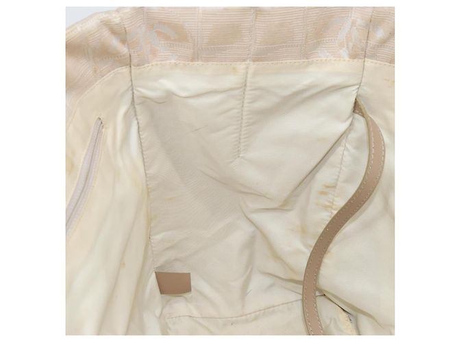 CHANEL Nuova Borsa Tote da Viaggio Nylon Beige Oro CC Auth 158686 D'oro - vista 17
