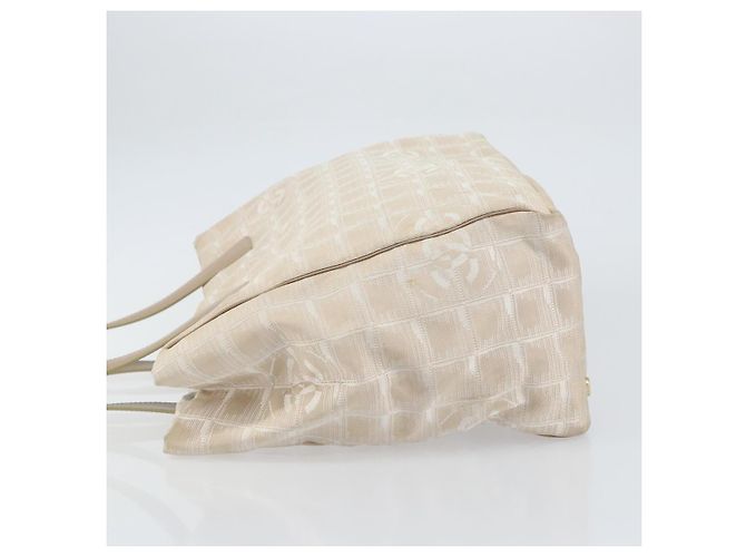 CHANEL Nuova Borsa Tote da Viaggio Nylon Beige Oro CC Auth 158686 D'oro - vista 5