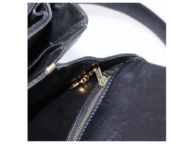 Borsa a spalla CÉLINE Carrozza in pelle nera e oro Auth gh1357 Nero D'oro - vista 22