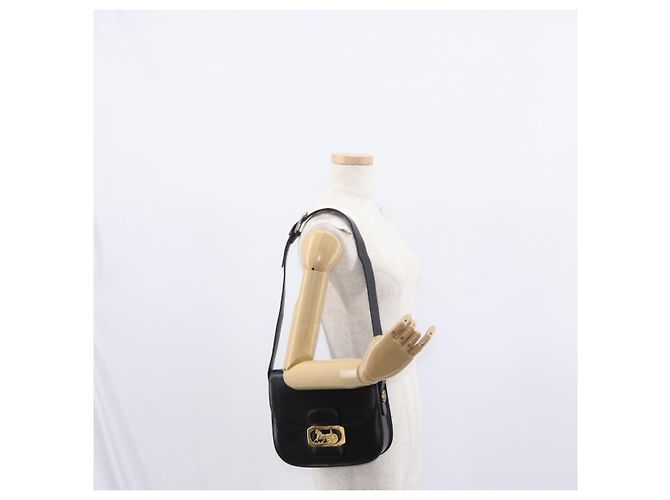 Borsa a spalla CÉLINE Carrozza in pelle nera e oro Auth gh1357 Nero D'oro - vista 23