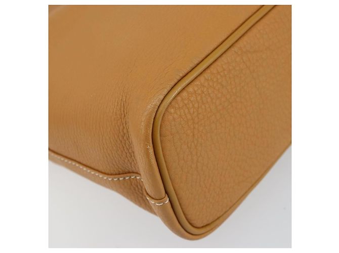 Autre Marque Borsa Tote in Pelle Beige Oro Burberrys Auth 160726 D'oro - vista 16