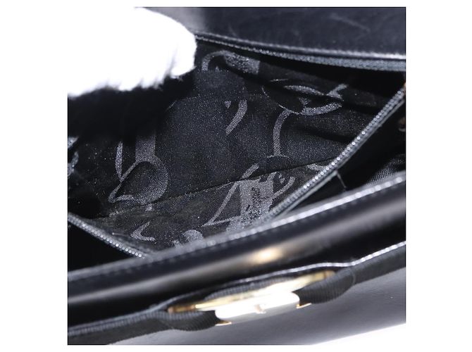 Borsa a Spalla Vala in Pelle Nera e Oro Auth BA9016 di Salvatore Ferragamo Nero D'oro - vista 21