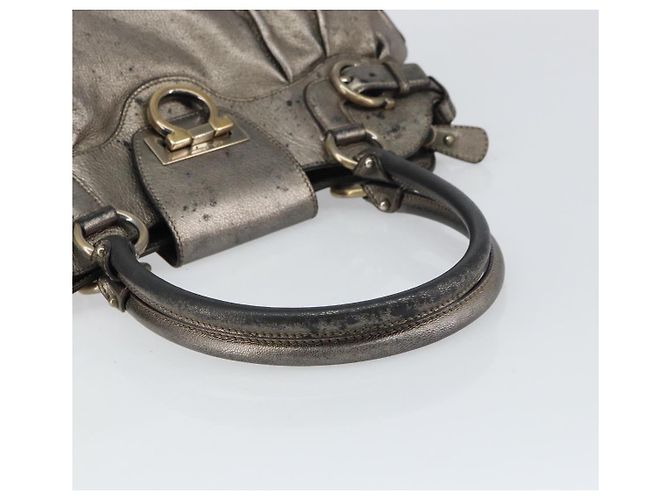 Borsa Tote Gancini in Pelle Marrone e Oro Auth 158376 di Salvatore Ferragamo D'oro - vista 7