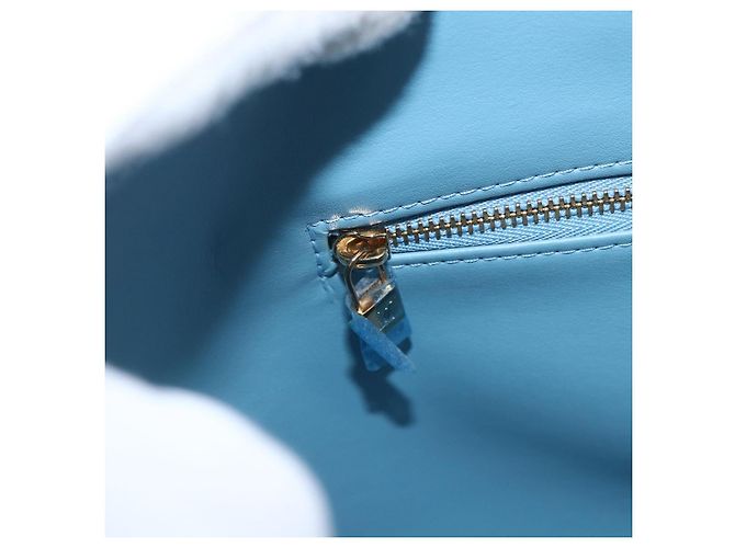 LOUIS VUITTON Sac à main Monogram Vernis Houston Bleu Bébé M91005 LV Auth 157916 Bleu clair - vue 18