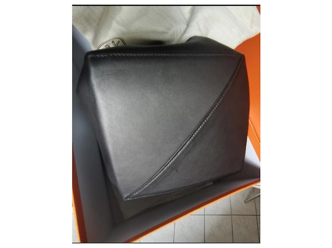 Borsa a secchiello Hermès Licol 17 in pelle nera Nero - vista 8