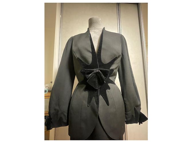 Completo con gonna Thierry Mugler nero in lana e velluto - vista 2