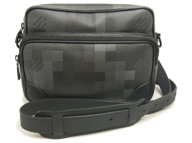Borsa a spalla Nile Damouflage di Louis Vuitton Nero - vista 10