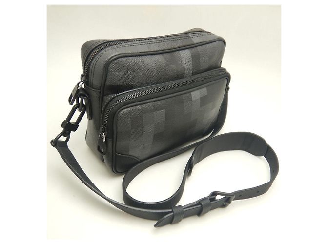 Borsa a spalla Nile Damouflage di Louis Vuitton Nero - vista 2